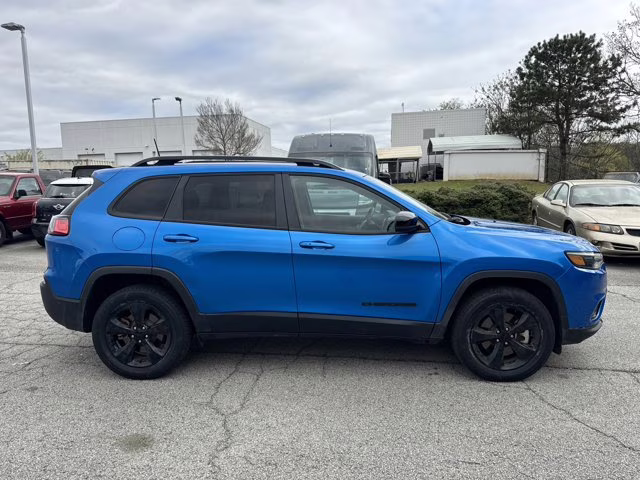 2023 Hydro Blue Pearlcoat Jeep Cherokee Altitude Lux 4X4 SUV