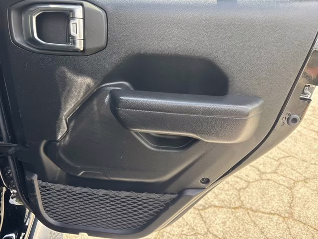 2023 Black Clearcoat Jeep Gladiator Willys 4X4 Truck