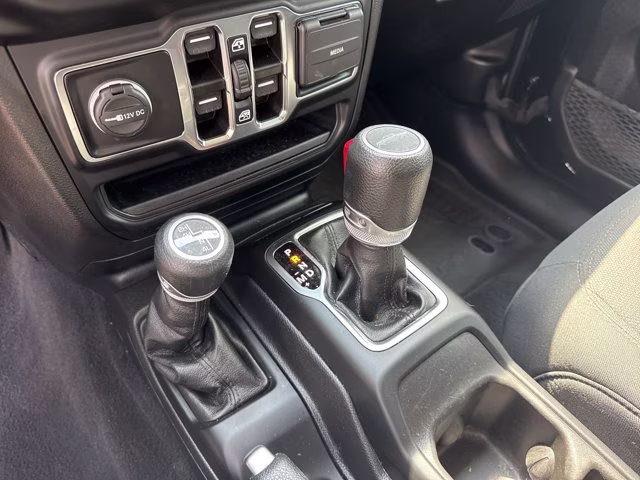 2023 Black Clearcoat Jeep Gladiator Willys 4X4 Truck