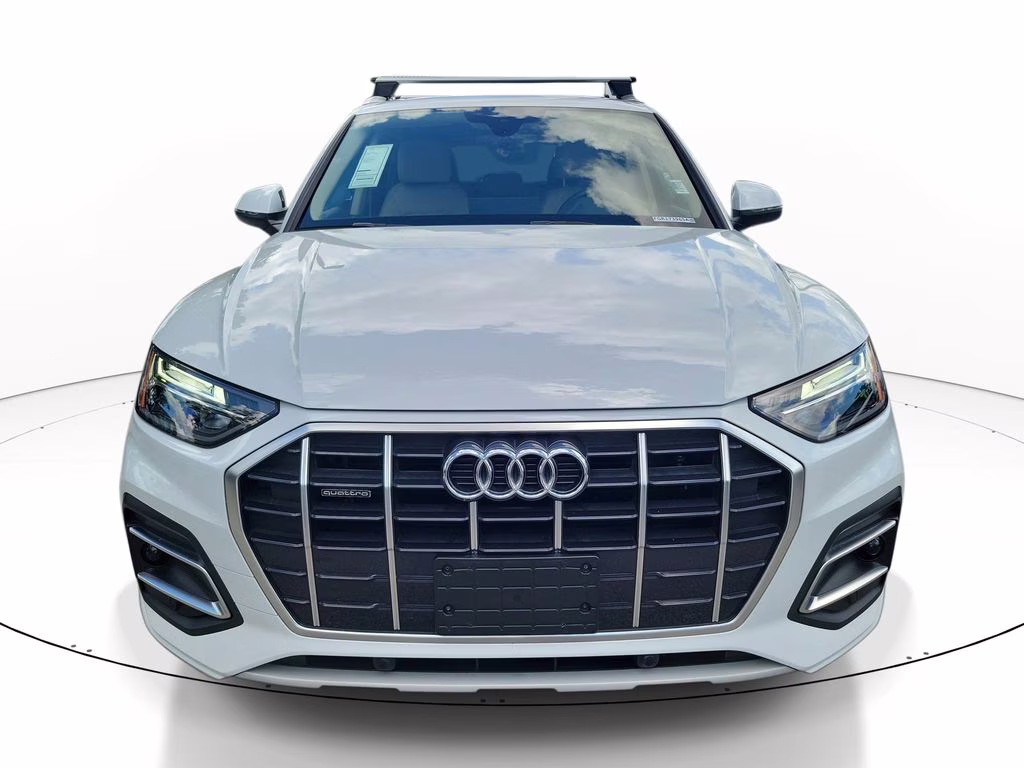 2021 Glacier White Metallic Audi Q5 Premium AWD SUV