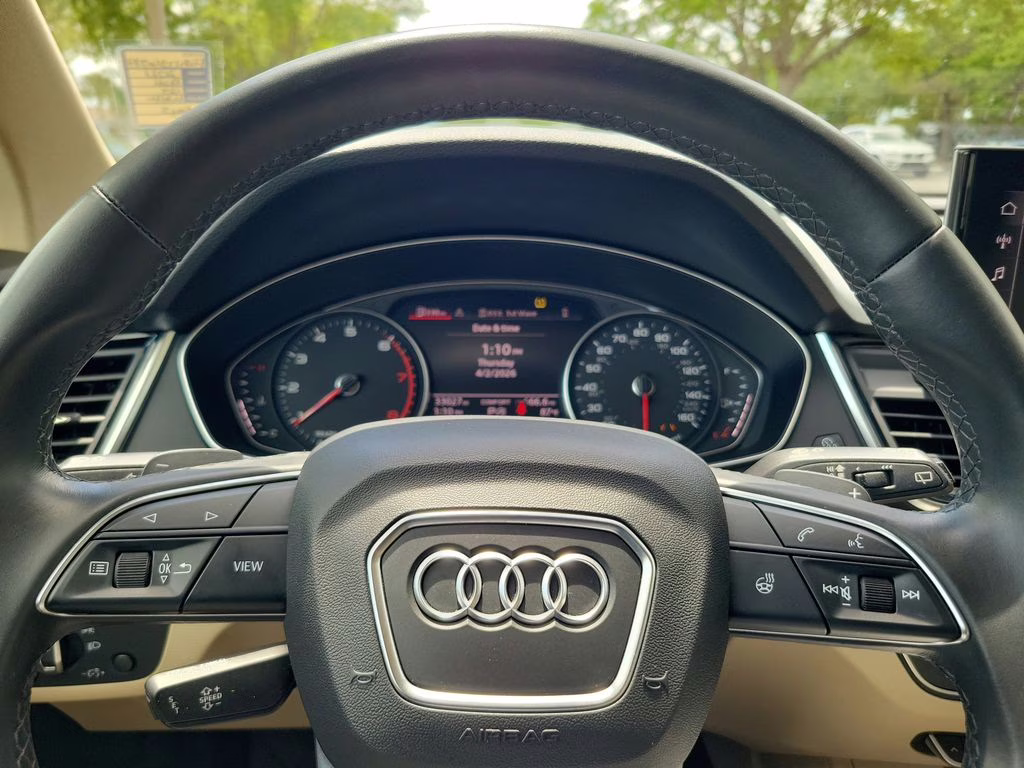 2021 Glacier White Metallic Audi Q5 Premium AWD SUV