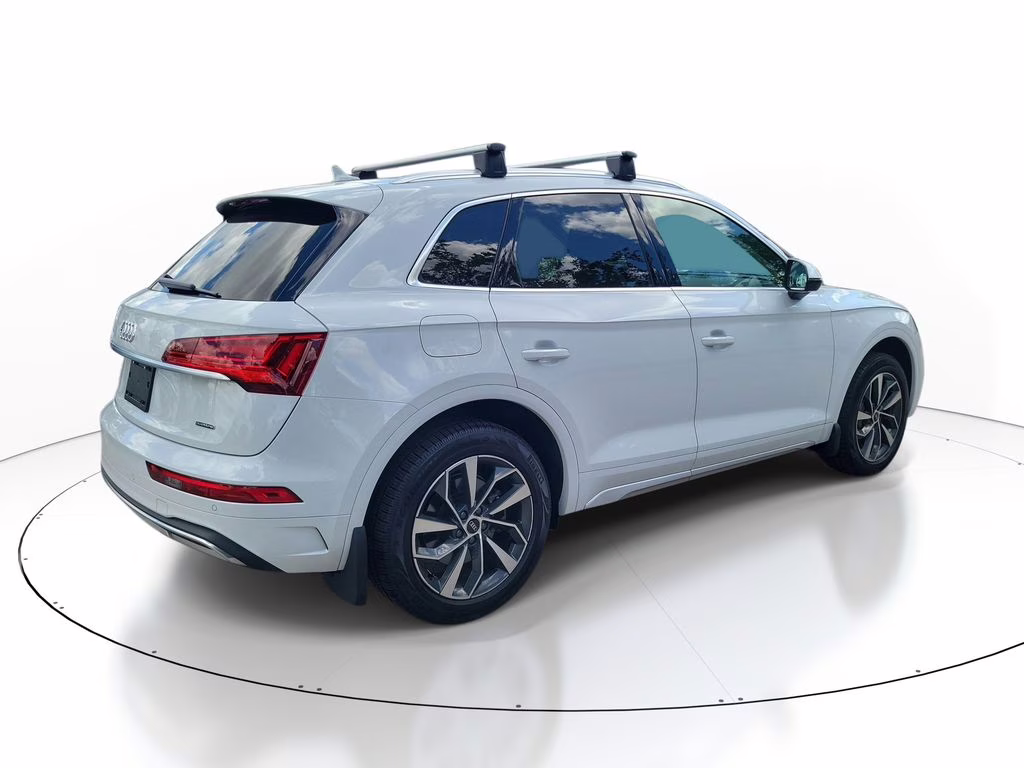 2021 Glacier White Metallic Audi Q5 Premium AWD SUV