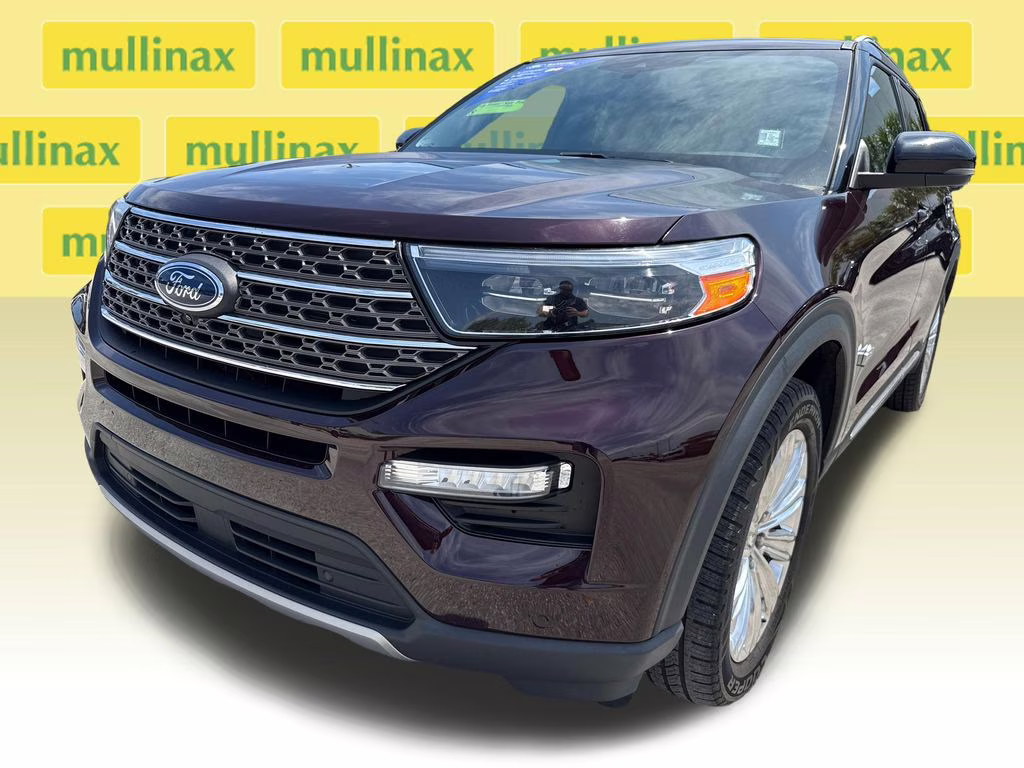2023 Jewel Red Metallic Tinted Clearcoat Ford Explorer King Ranch 4X4 SUV