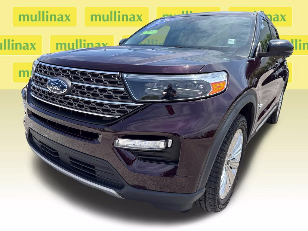 2023 Jewel Red Metallic Tinted Clearcoat Ford Explorer King Ranch 4X4 SUV