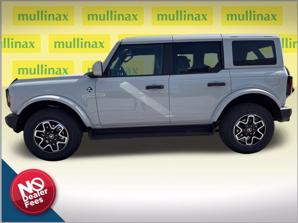 2026 Avalanche Gray Ford Bronco Outer Banks 4X4 SUV