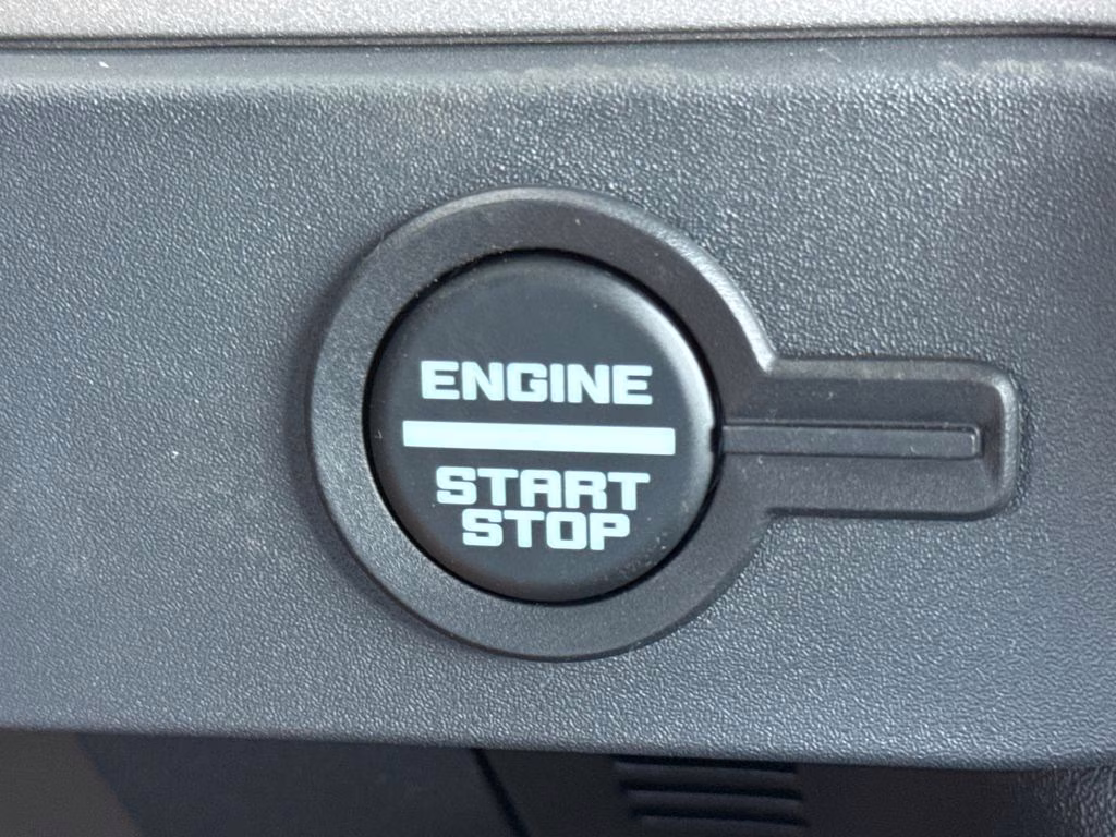 2026 Avalanche Gray Ford Bronco Outer Banks 4X4 SUV