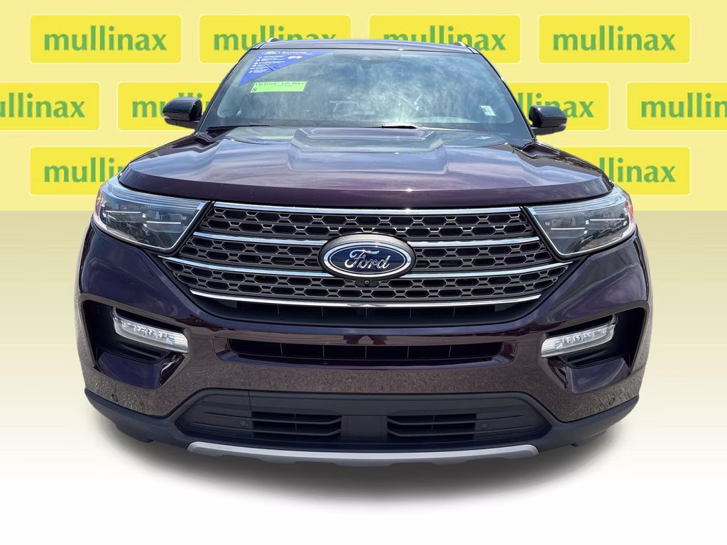 2023 Jewel Red Metallic Tinted Clearcoat Ford Explorer King Ranch 4X4 SUV