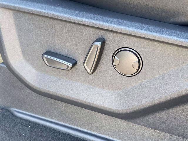 2026 Black Metallic Ford Expedition Max Platinum 4X4 SUV