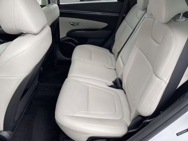 2022 Quartz White Hyundai Tucson Limited FWD SUV