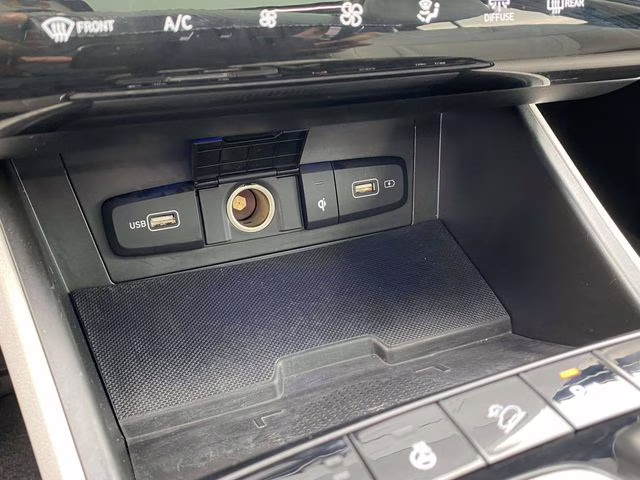 2022 Quartz White Hyundai Tucson Limited FWD SUV