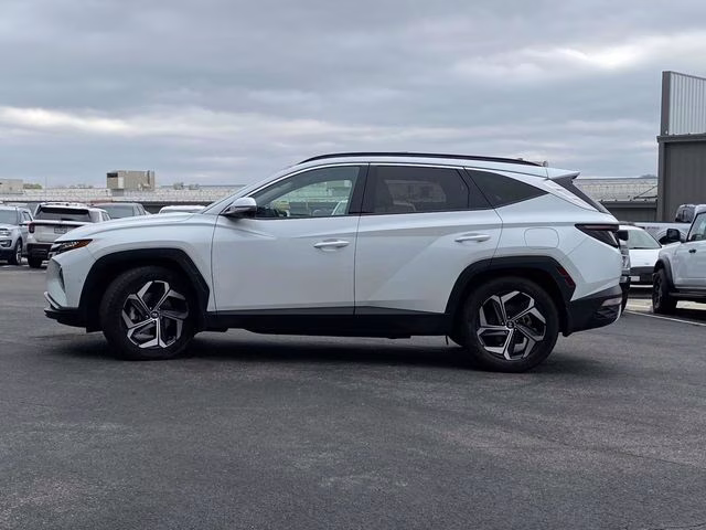 2022 Quartz White Hyundai Tucson Limited FWD SUV
