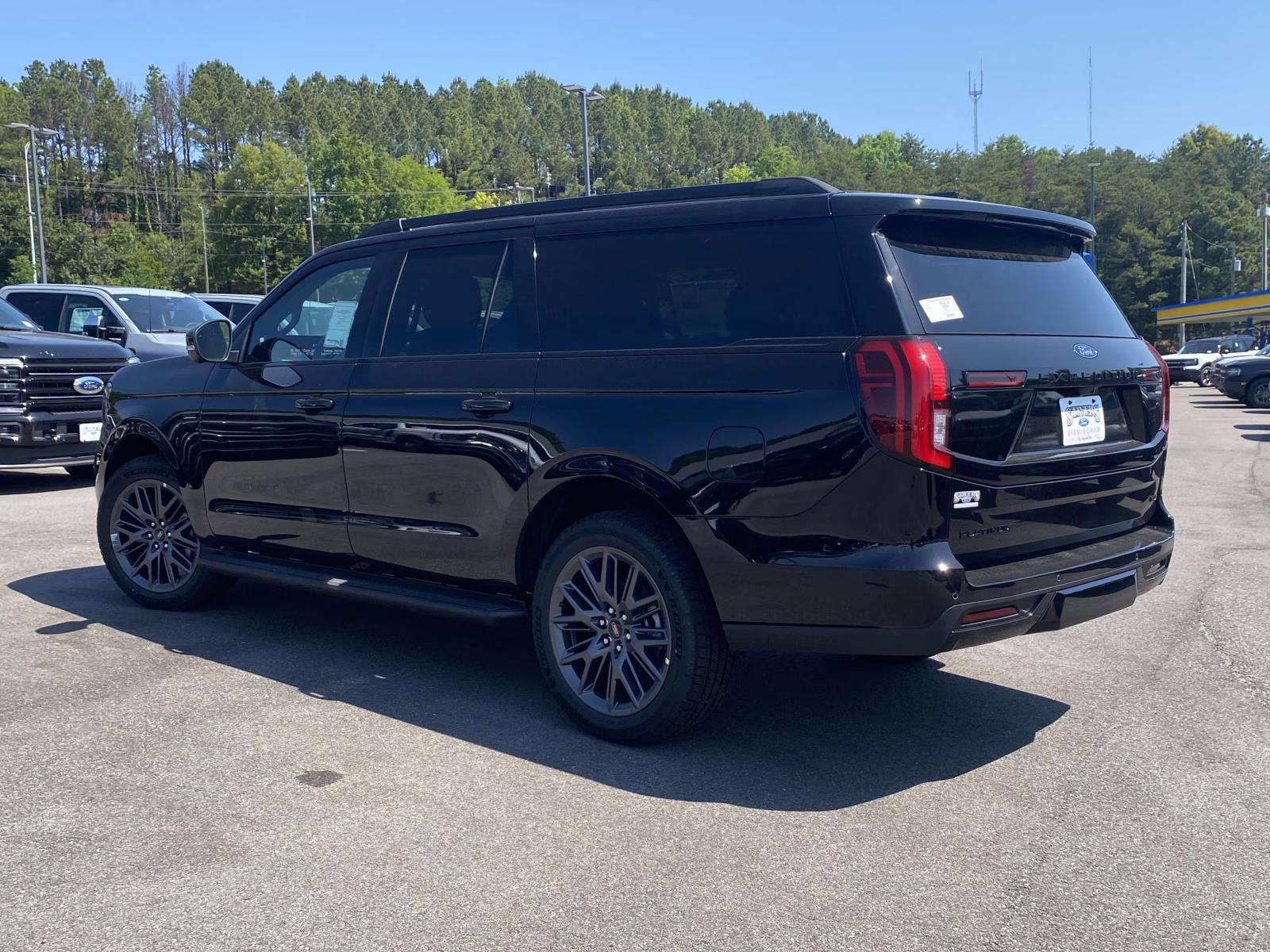 2026 Black Metallic Ford Expedition Max Platinum 4X4 SUV