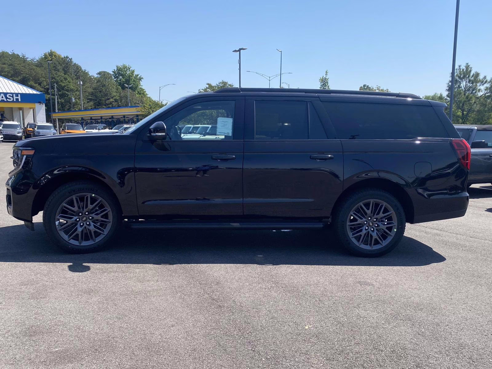 2026 Black Metallic Ford Expedition Max Platinum 4X4 SUV