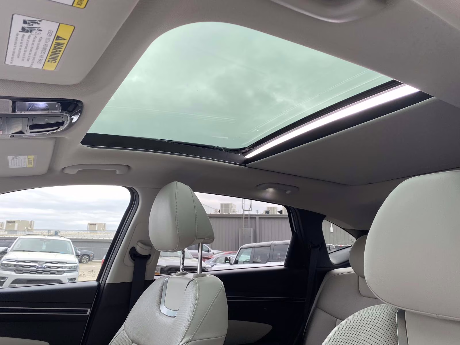 2022 Quartz White Hyundai Tucson Limited FWD SUV