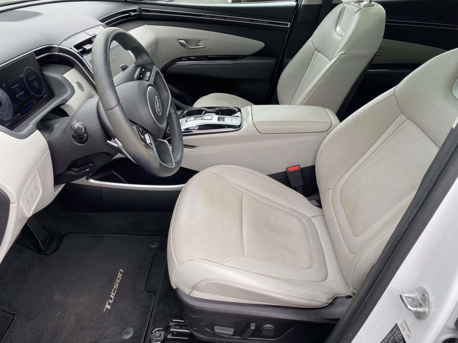 2022 Quartz White Hyundai Tucson Limited FWD SUV