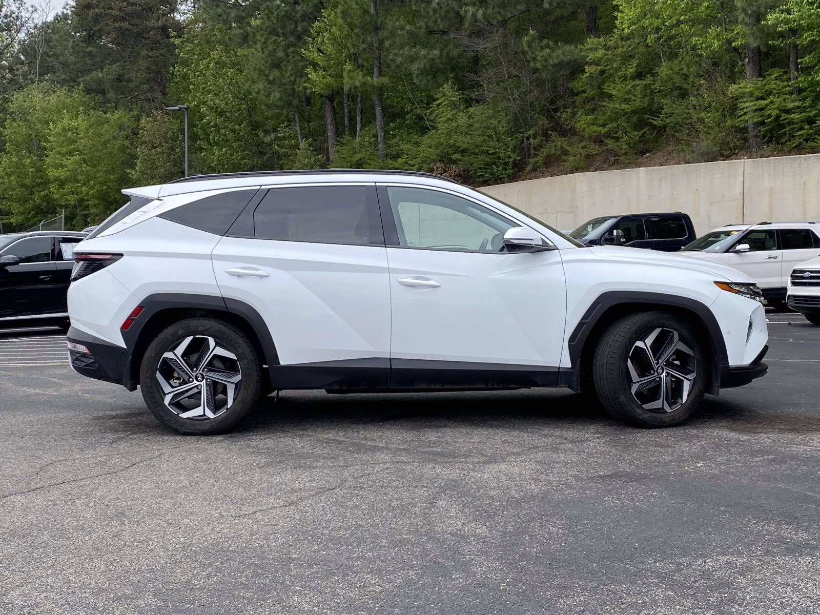2022 Quartz White Hyundai Tucson Limited FWD SUV