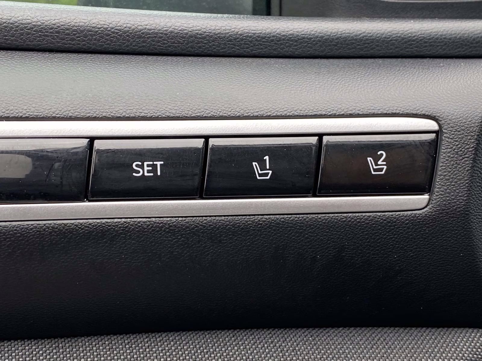 2022 Quartz White Hyundai Tucson Limited FWD SUV