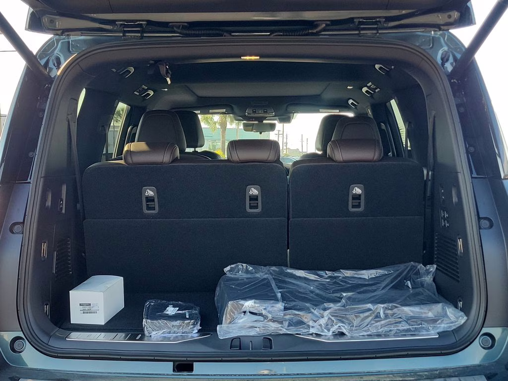 2026 Alpine Metallic Nissan Armada Platinum Reserve 4X4 SUV