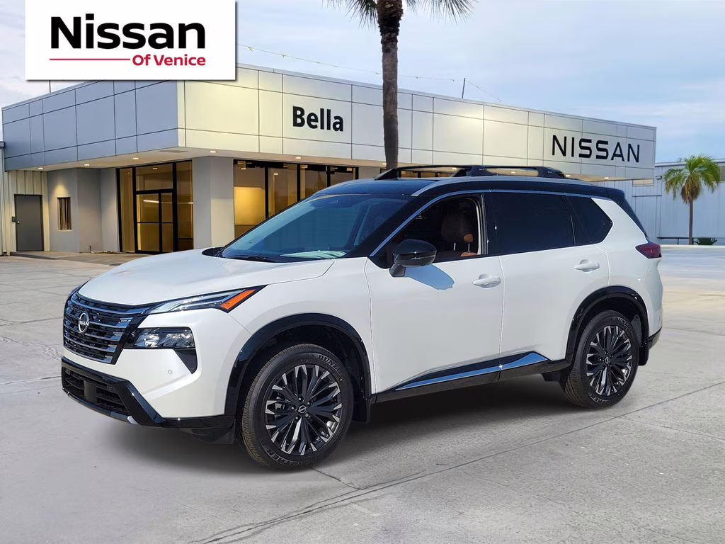 2026 Everest White Pearl/Super Black Nissan Rogue Platinum AWD SUV