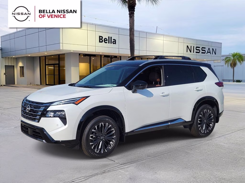 2026 Everest White Pearl/Super Black Nissan Rogue Platinum AWD SUV