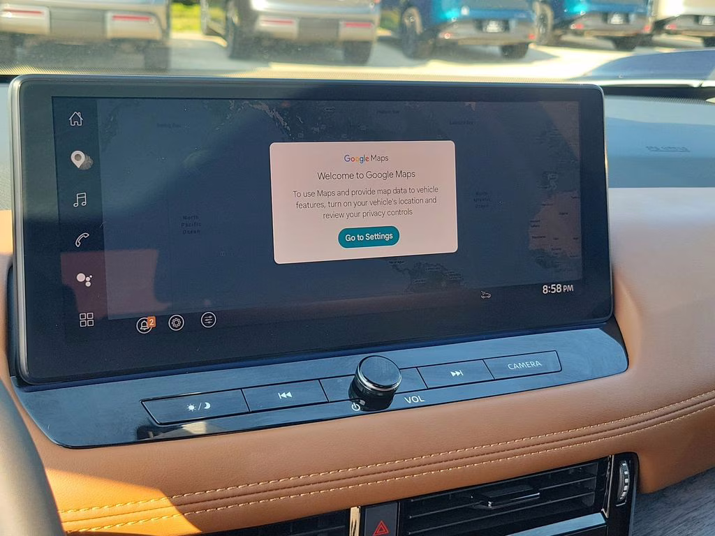 2026 Everest White Pearl/Super Black Nissan Rogue Platinum AWD SUV