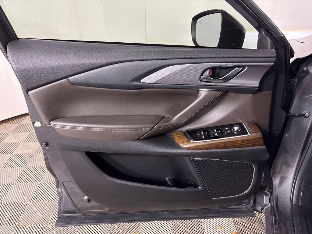 2021 Machine Gray Metallic Mazda CX-9 Signature AWD SUV