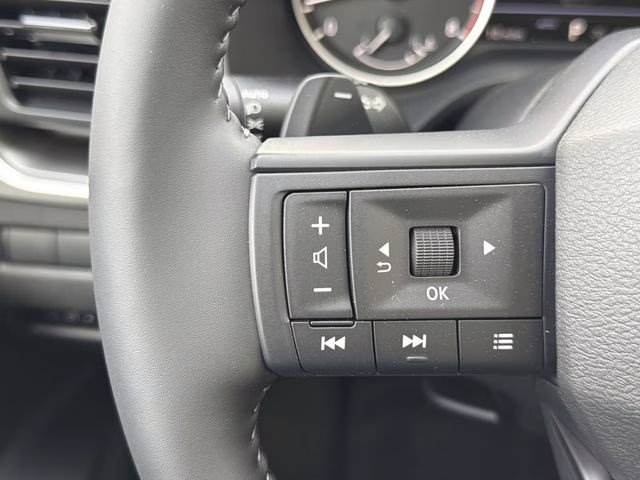 2026 Everest White Pearl Tricoat Nissan Rogue Dark Armor AWD SUV