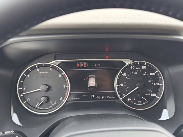 2026 Everest White Pearl Tricoat Nissan Rogue Dark Armor AWD SUV