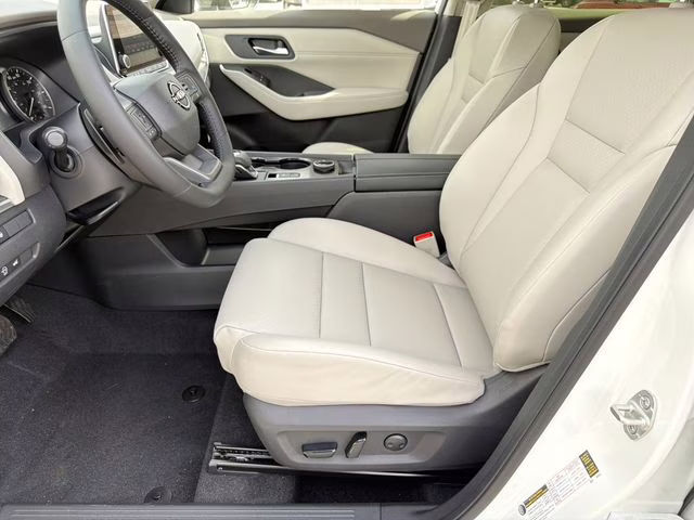 2026 Everest White Pearl Tricoat Nissan Rogue Dark Armor AWD SUV