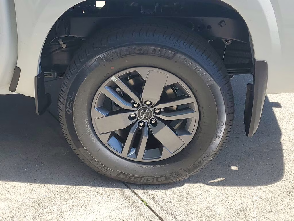 2026 Glacier White Nissan Frontier SV 4X4 Truck