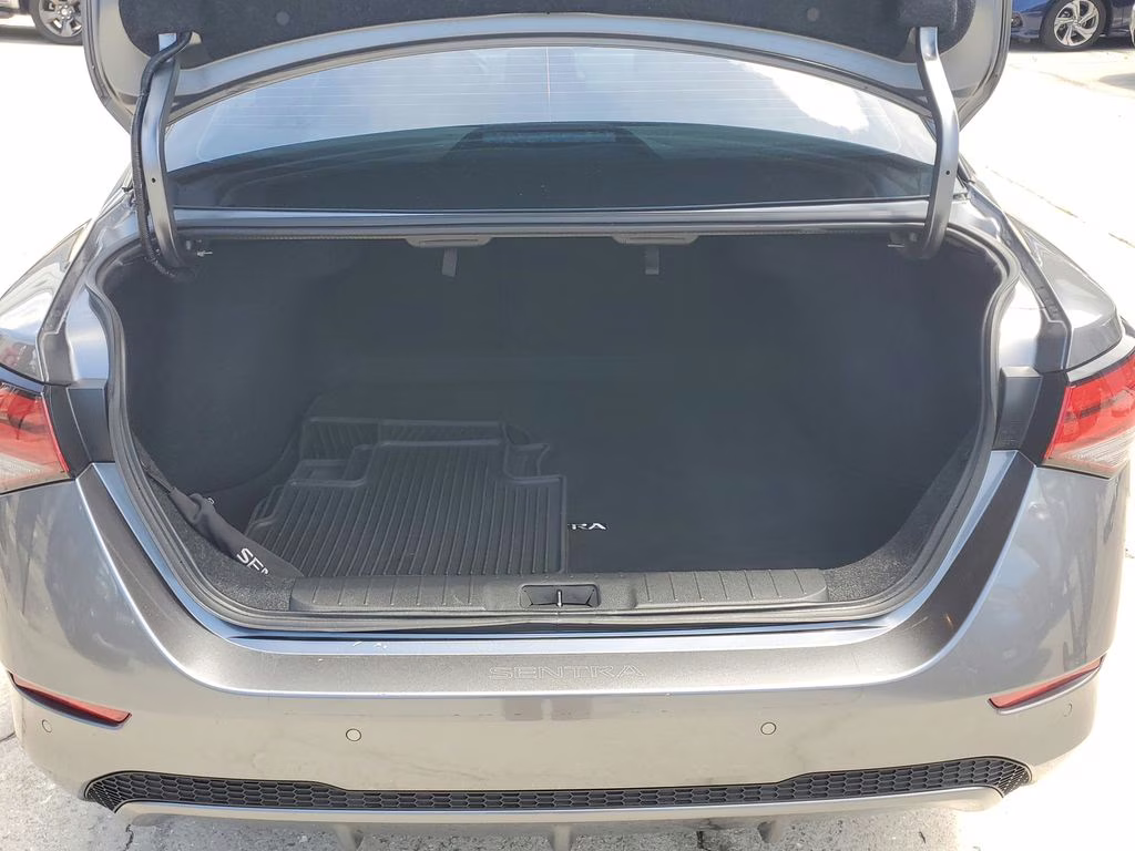 2022 Gun Metallic Nissan Sentra SV FWD Sedan