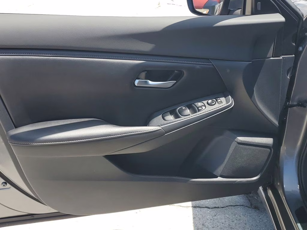 2022 Gun Metallic Nissan Sentra SV FWD Sedan
