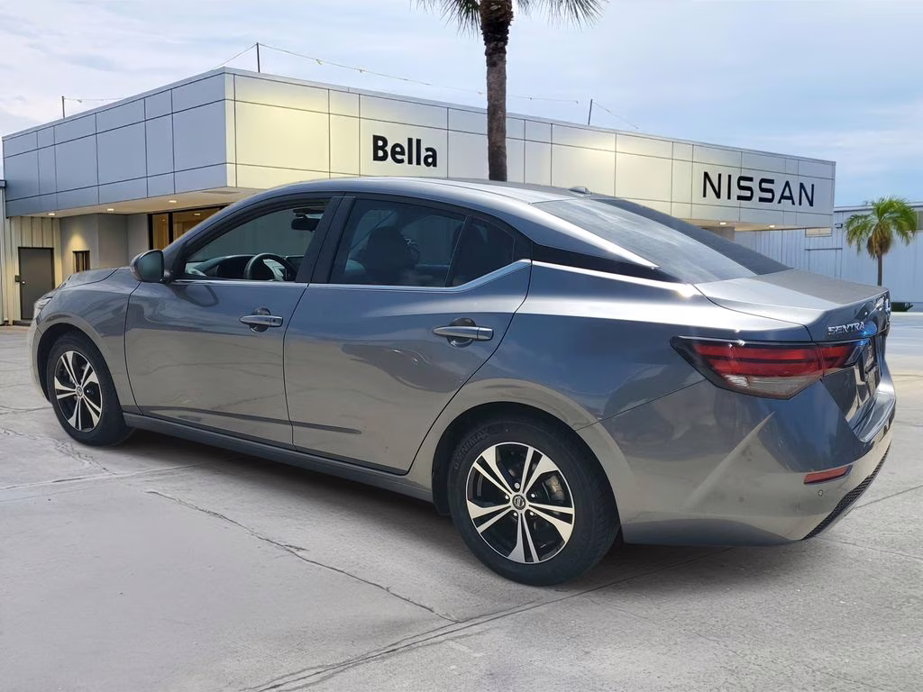 2022 Gun Metallic Nissan Sentra SV FWD Sedan