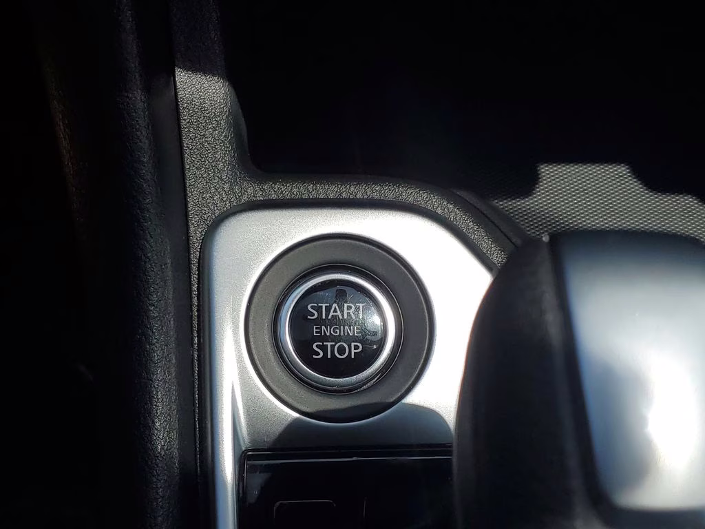 2022 Gun Metallic Nissan Sentra SV FWD Sedan