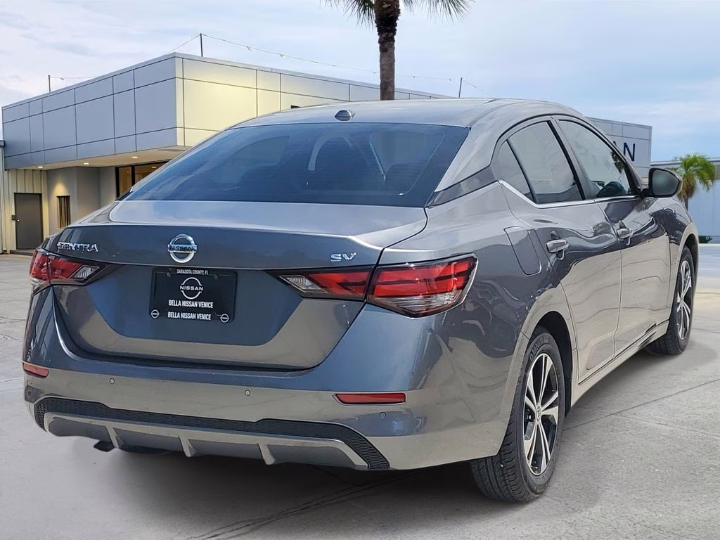 2022 Gun Metallic Nissan Sentra SV FWD Sedan