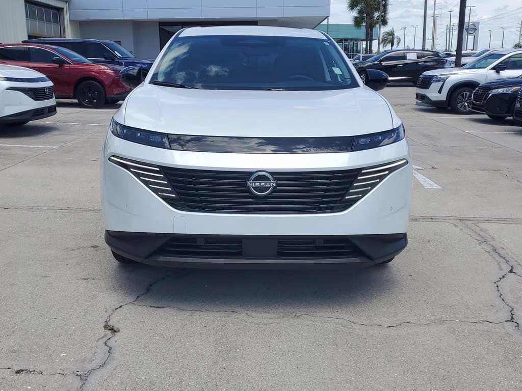 2025 Everest White Pearl Tricoat Nissan Murano SV FWD SUV