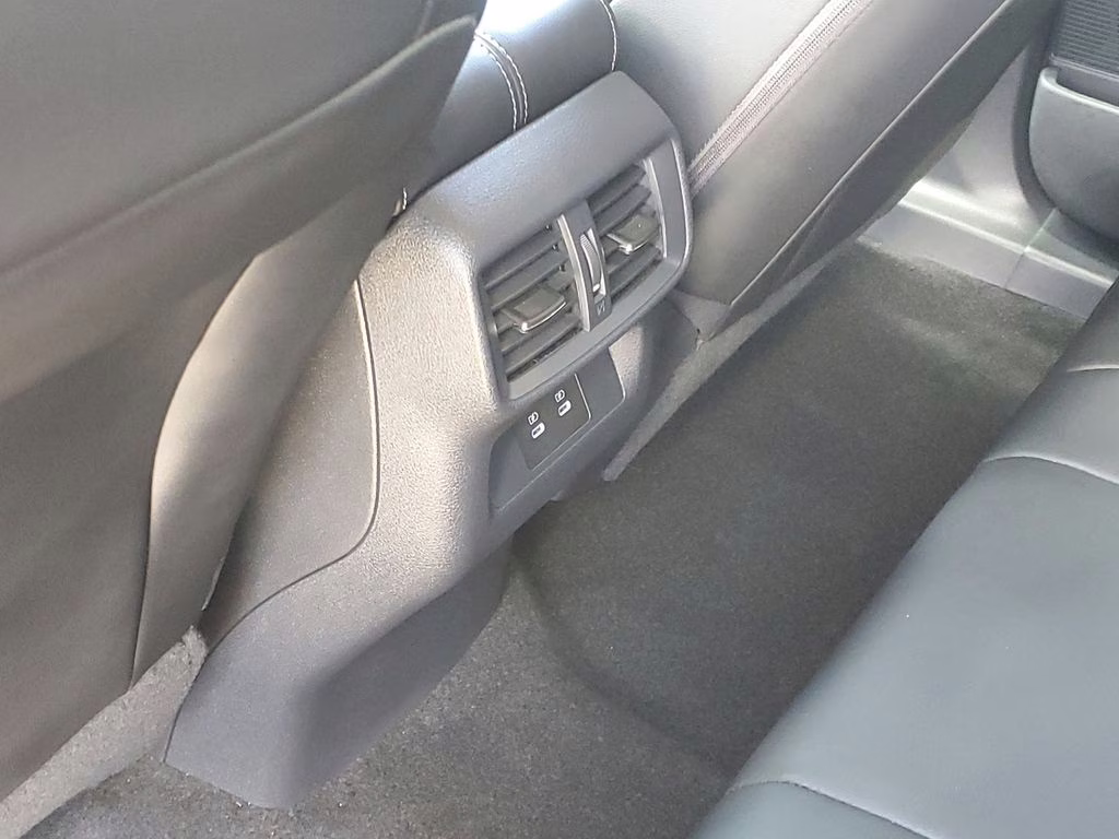 2025 Everest White Pearl Tricoat Nissan Murano SV FWD SUV