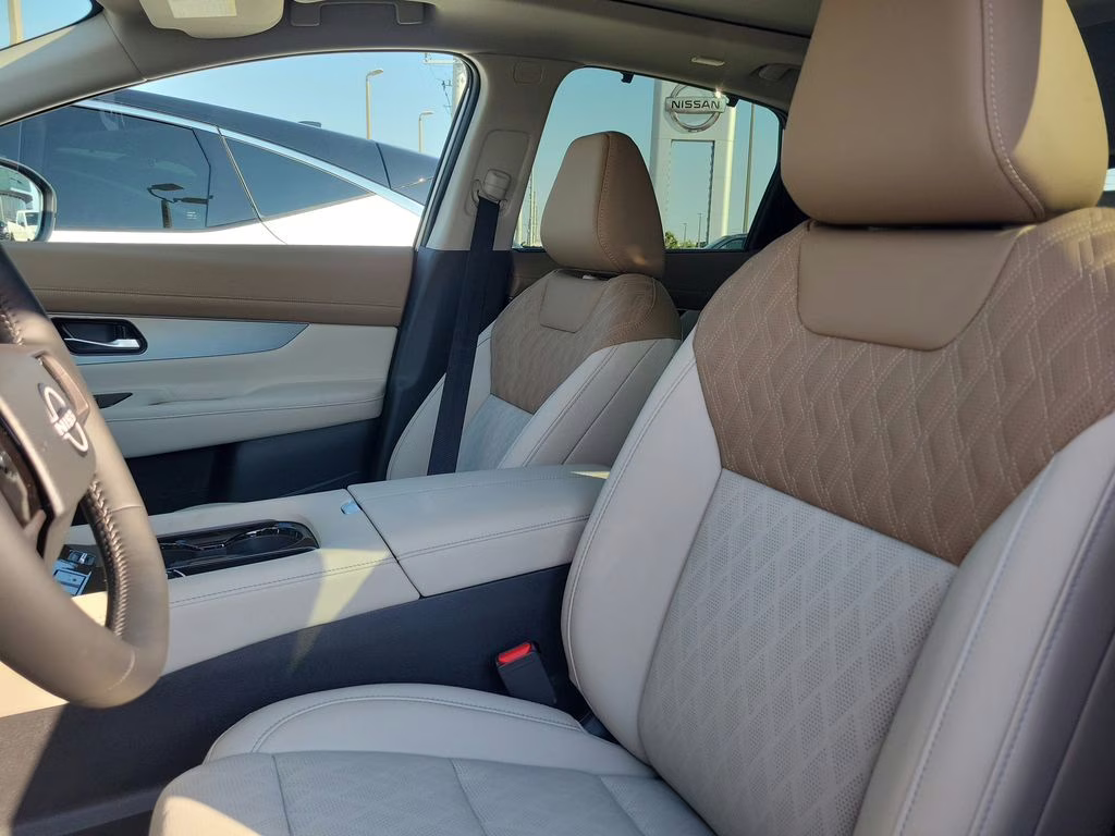 2026 Champagne Silver Metallic Nissan Murano Platinum AWD SUV