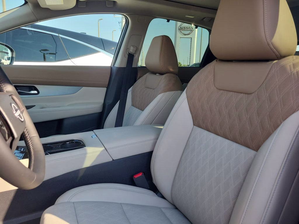 2026 Champagne Silver Metallic Nissan Murano Platinum AWD SUV