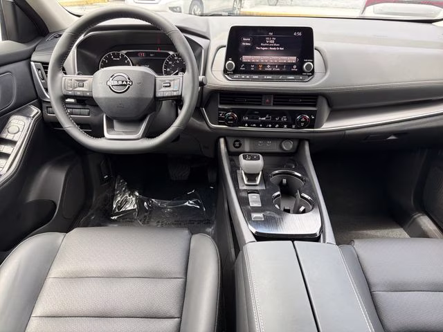 2026 Everest White Pearl Tricoat Nissan Rogue Dark Armor FWD SUV