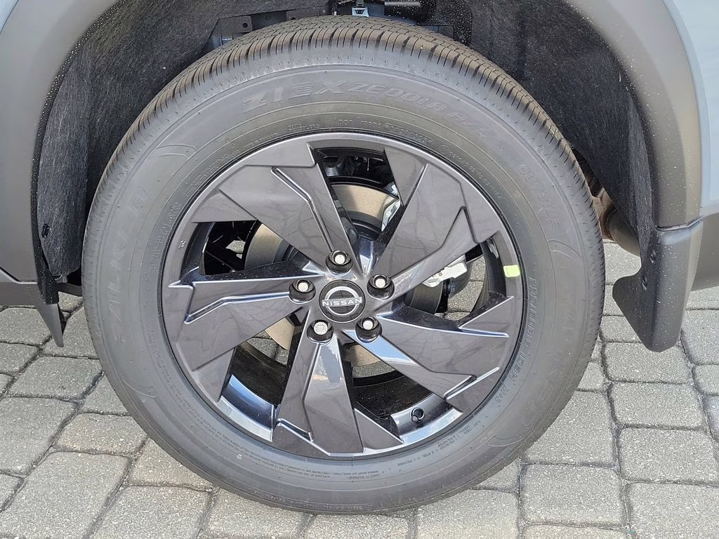 2026 Boulder Gray Pearl Nissan Rogue SV FWD SUV