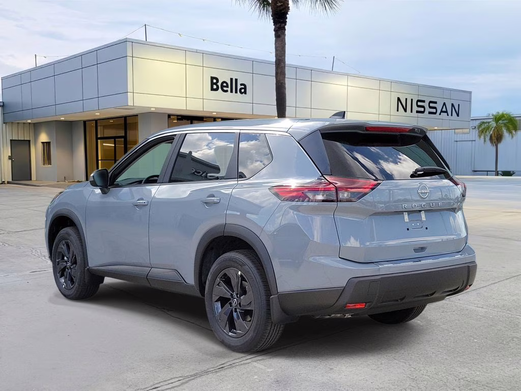 2026 Boulder Gray Pearl Nissan Rogue SV FWD SUV