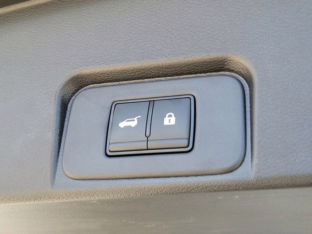 2024 Gun Metallic Nissan Rogue SL FWD SUV