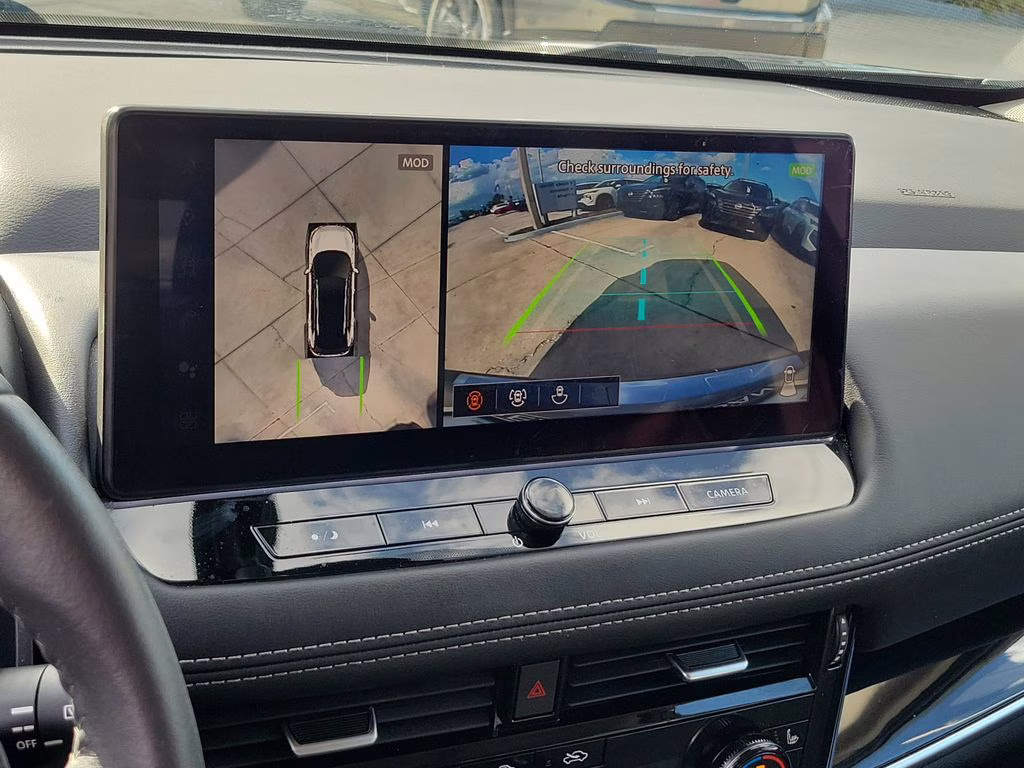 2024 Gun Metallic Nissan Rogue SL FWD SUV