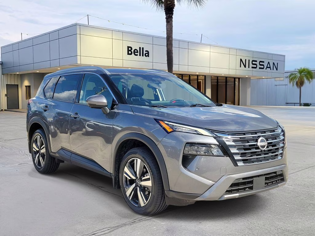 2024 Gun Metallic Nissan Rogue SL FWD SUV