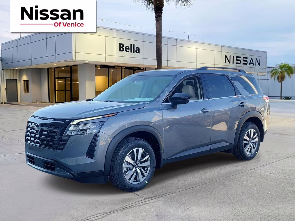 2026 Gun Metallic Nissan Pathfinder SL 4X4 SUV