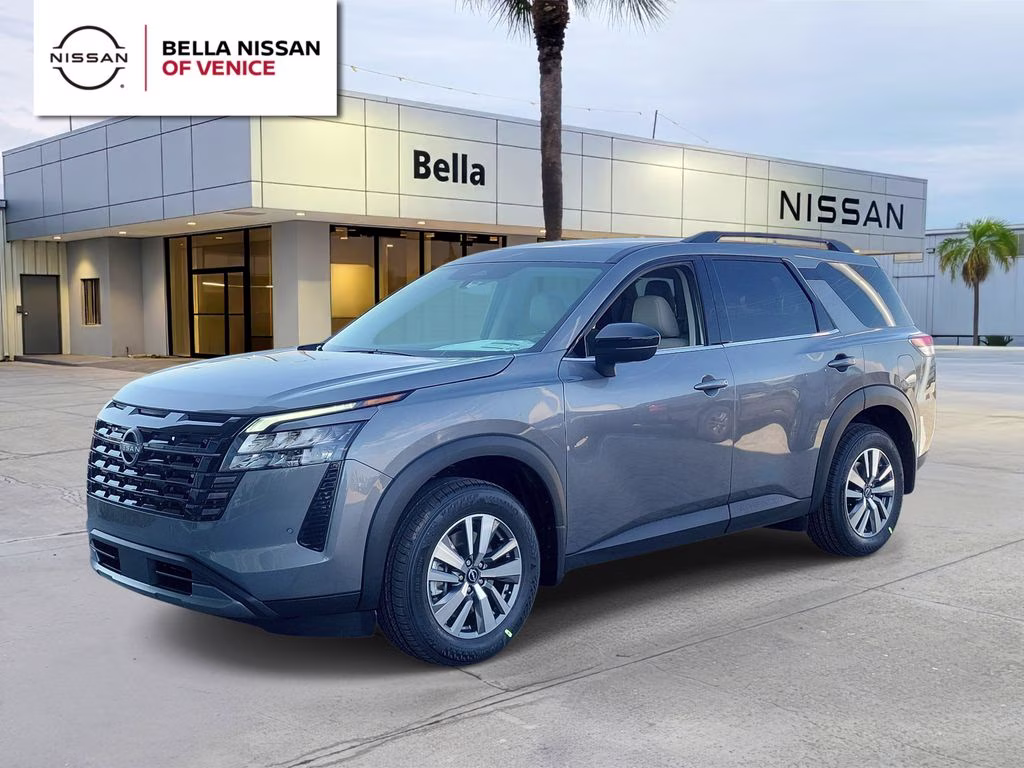 2026 Gun Metallic Nissan Pathfinder SL 4X4 SUV