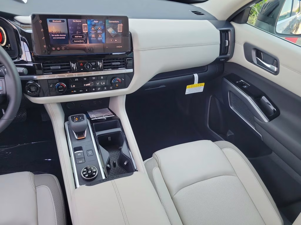 2026 Gun Metallic Nissan Pathfinder SL 4X4 SUV