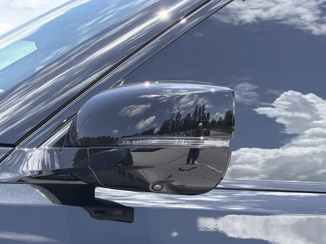 2025 Super Black Nissan Armada Platinum Reserve 4X4 SUV