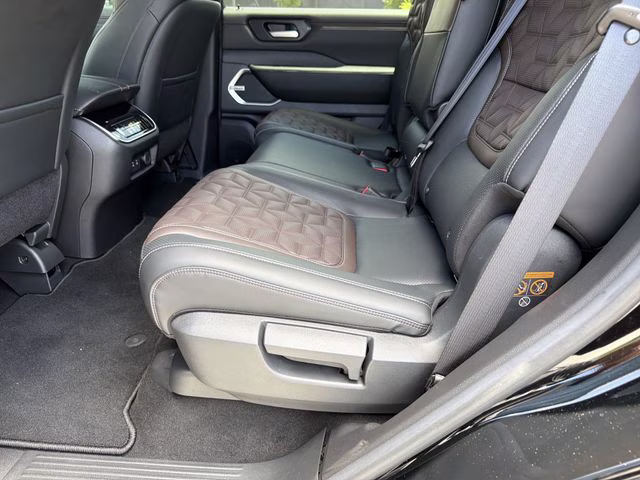 2025 Super Black Nissan Armada Platinum Reserve 4X4 SUV